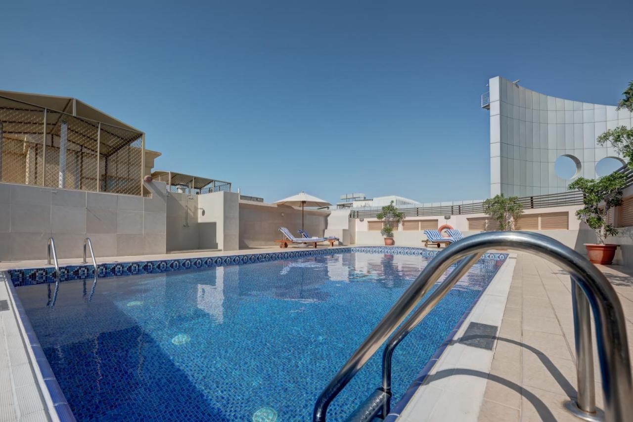 Radiance Premium Suites Dubái Exterior foto